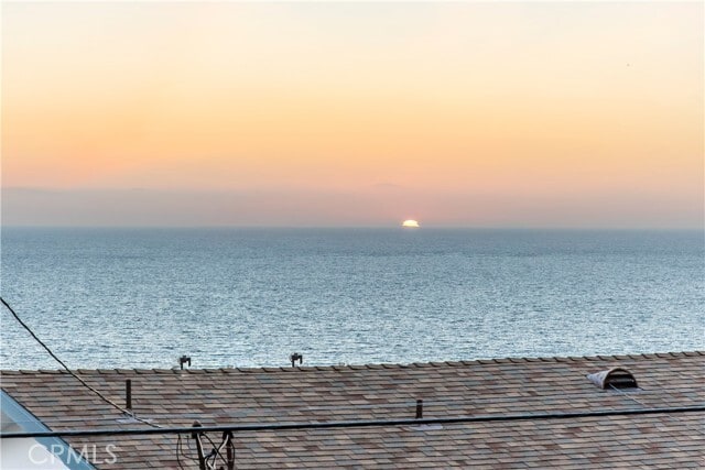 Building Photo - 320 33rd St