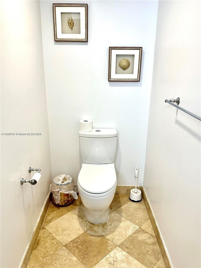 Building Photo - 201 Golden Isles Dr