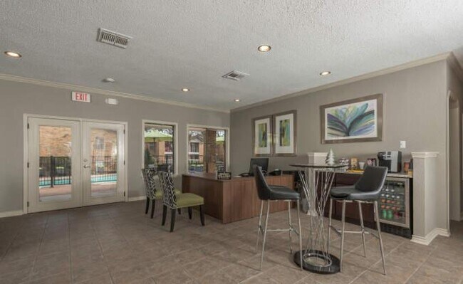 Building Photo - 2 bedroom in Haltom City TX 76137