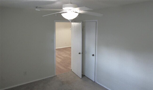 Building Photo - 7812 West Gate Blvd