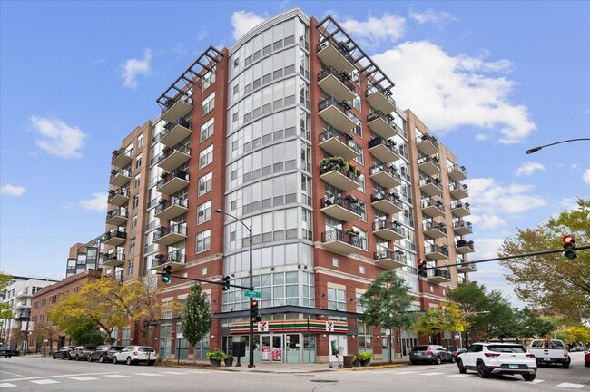 Primary Photo - 1201 W Adams St