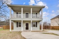 Building Photo - 1601 Lenert Cir