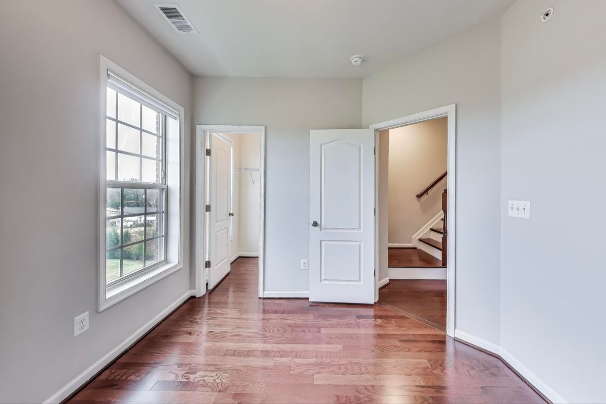 Building Photo - 816 Fair Winds Way