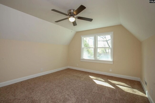 Building Photo - Charming 3-Bedroom Home in the Heart of Rosewood – Available July 2026!