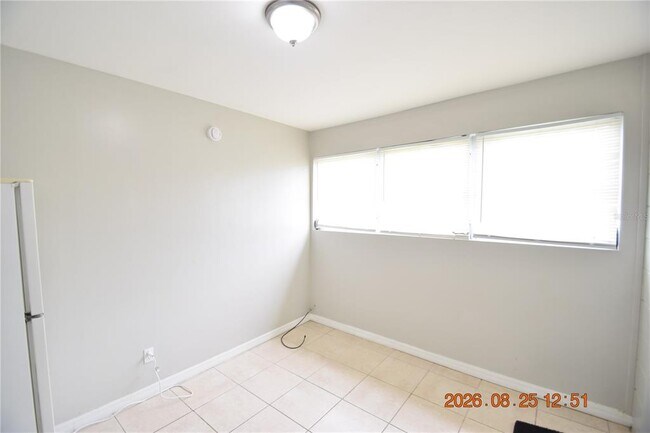 Building Photo - 5124 18th Ave N