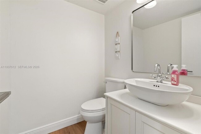 Building Photo - 6830 SW 45th Ln