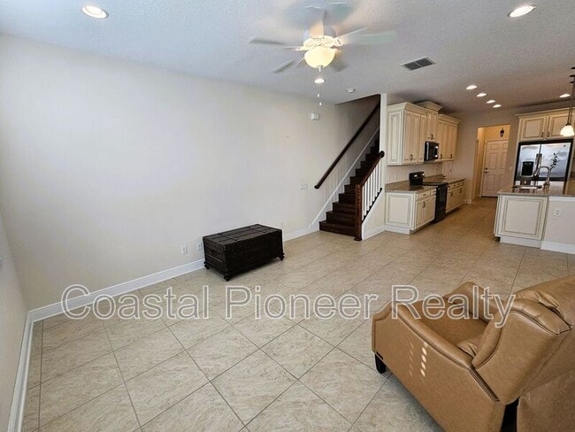 Building Photo - 11541 Crowned Sparrow Ln