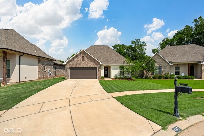 Building Photo - Gorgeous Home For Rent!!