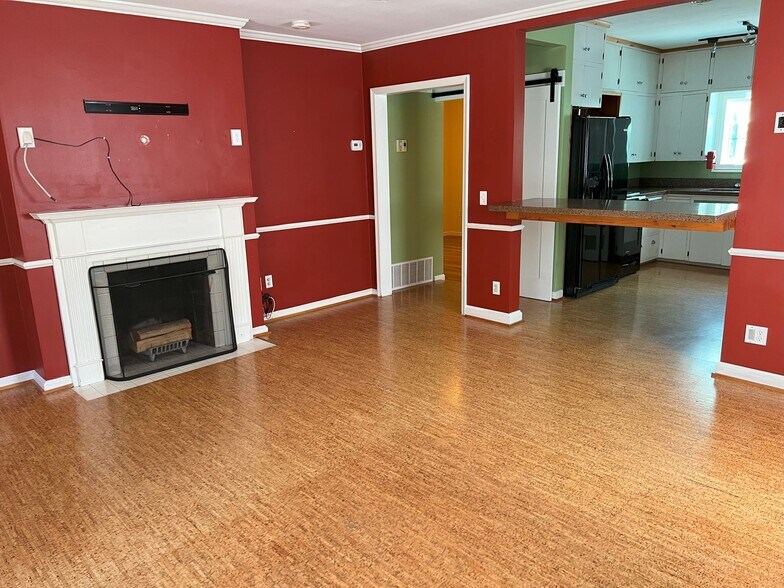 Building Photo - 76 K St