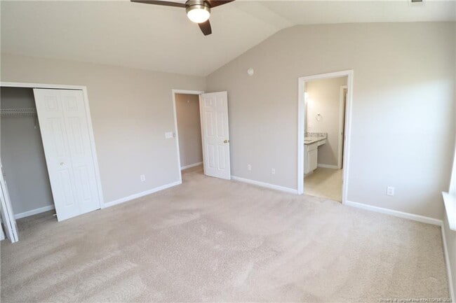 Building Photo - 120 Downing Bluff Dr