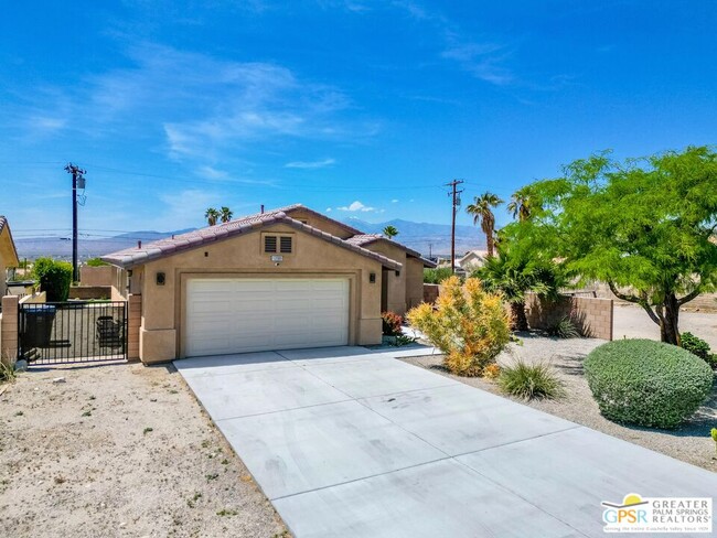 Building Photo - 13589 Hidalgo St