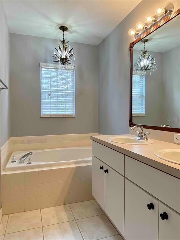 Building Photo - 10503 Chilmark Way