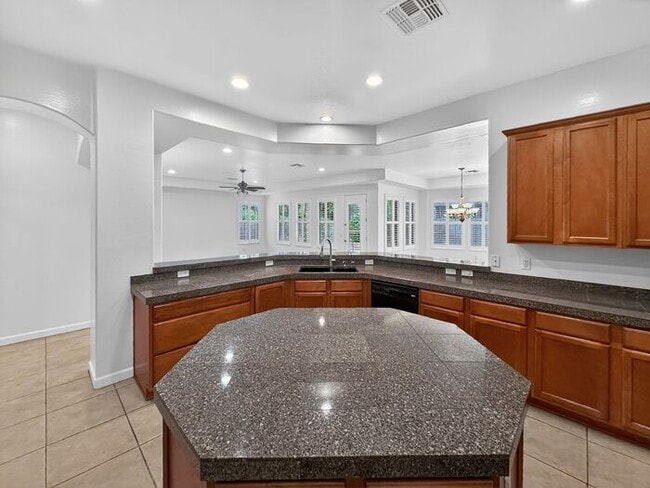 Building Photo - Spacious 3 car garage home at Paseo Trail!