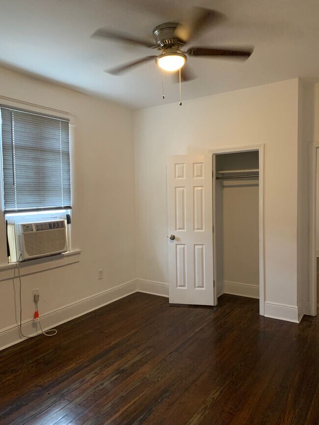 Building Photo - 2709 N Roman St