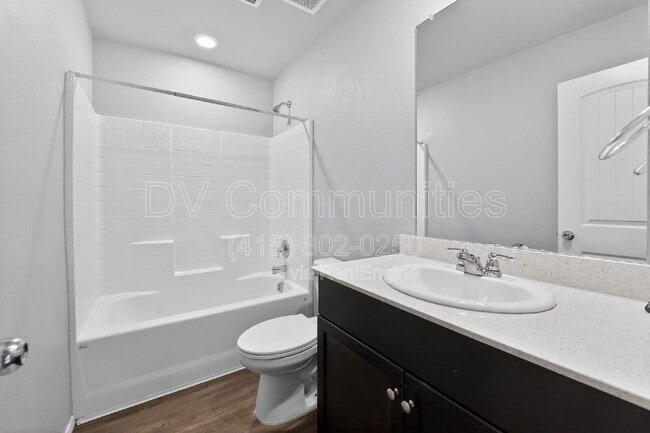 Building Photo - 5504 Berea St