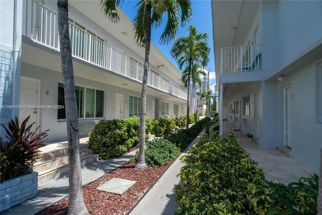 Building Photo - 7315 Harding Ave