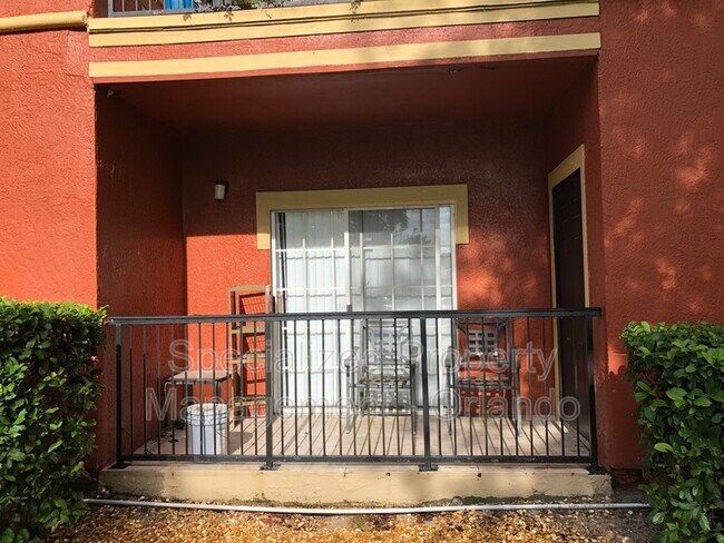 Building Photo - 1325 Rotonda Point