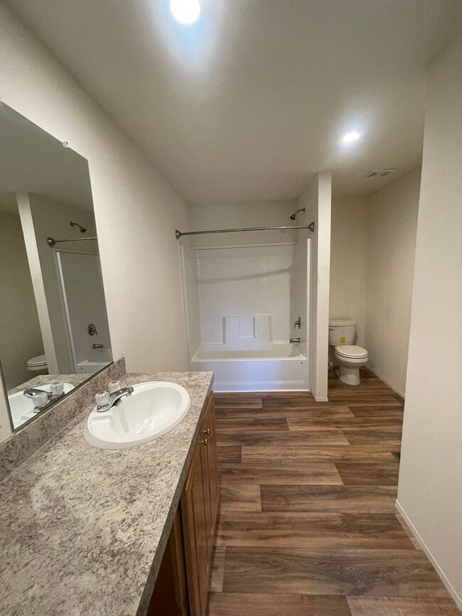 Building Photo - Home with a View! *MOVE IN SPECIAL*