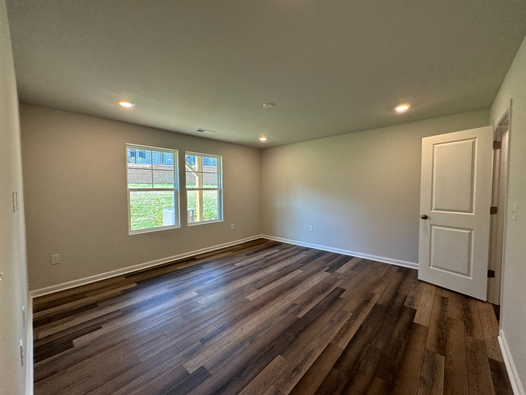 Building Photo - Room in Townhome on Castle Loch Ln