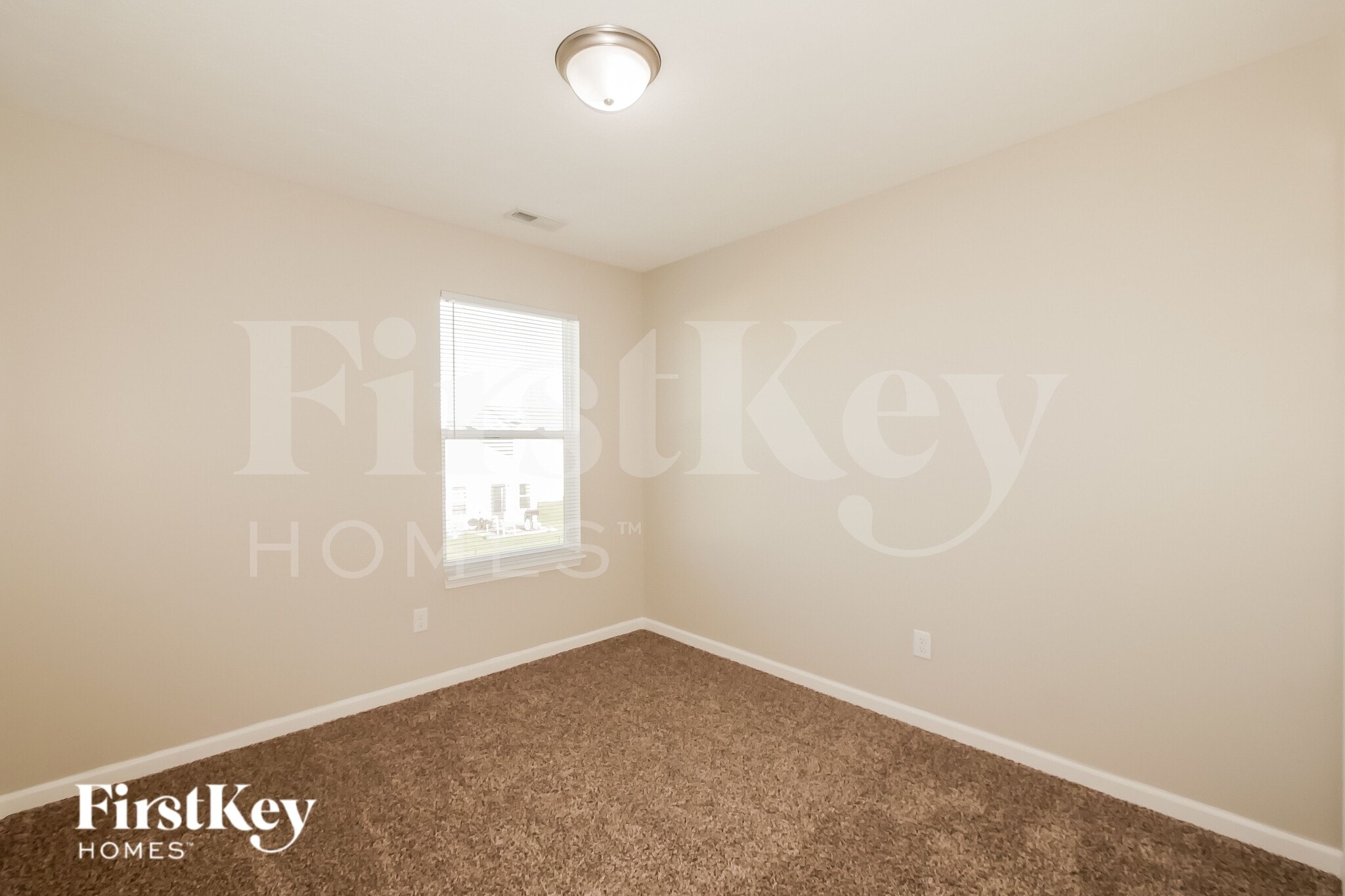 Building Photo - 8128 Wildwood Farms Dr