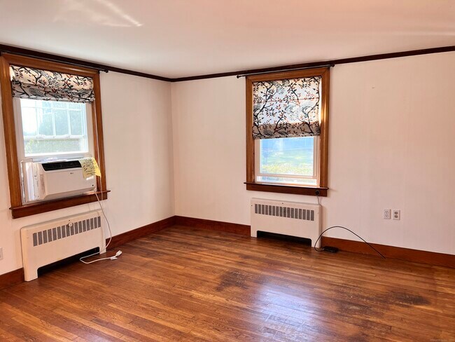 Building Photo - 7 Chesebro Ln