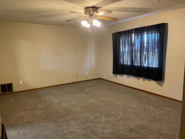 Building Photo - 1703 10th St