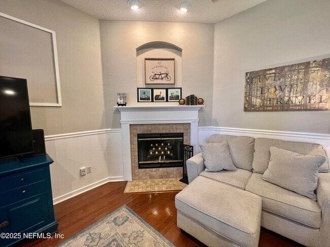 Building Photo - 1607 Harvest Cove Dr