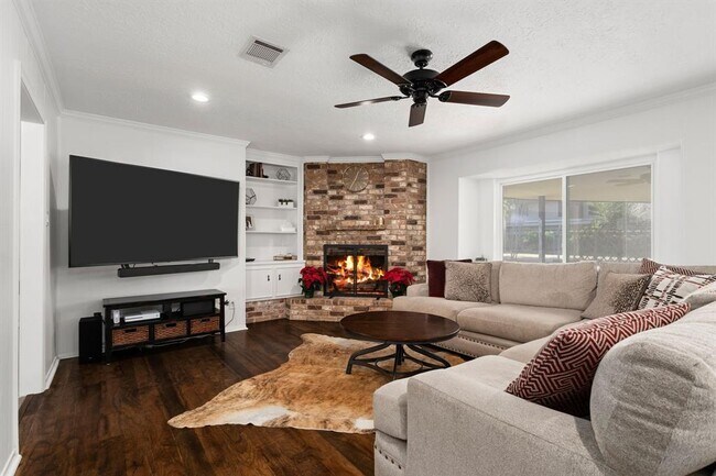 Building Photo - 11433 Ash Creek Dr