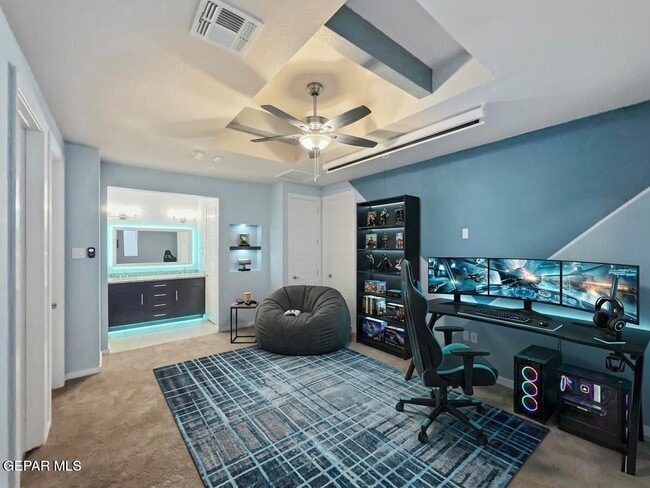 Building Photo - 14616 Tierra Burgos