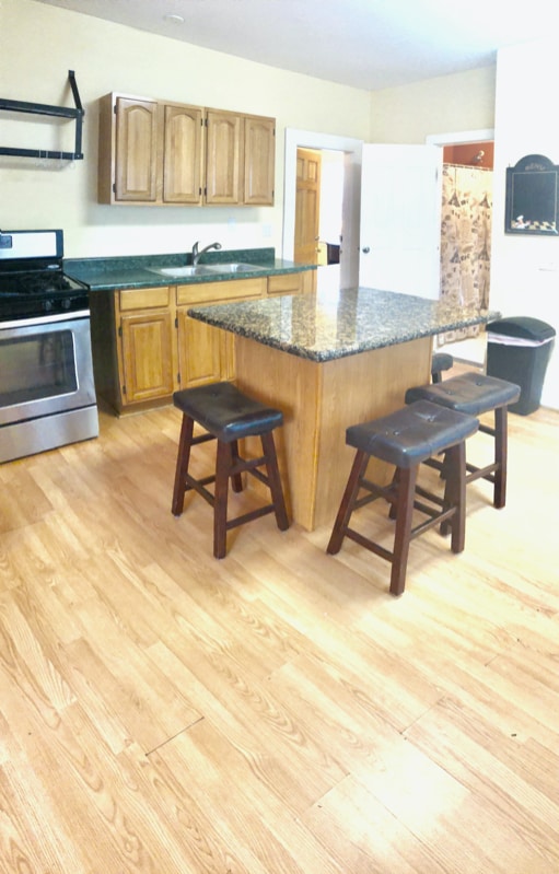 Building Photo - 206 California Ave