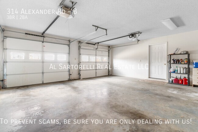 Building Photo - 314 Alexander Rd