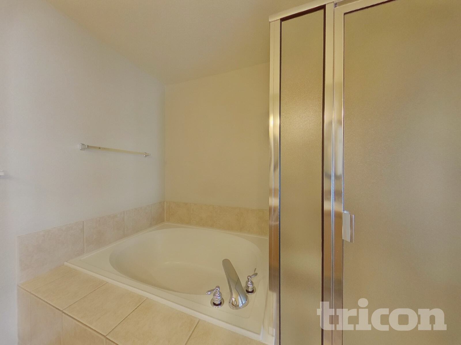 Building Photo - 8566 S Lewis Way