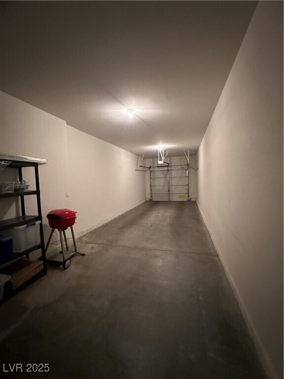 Building Photo - 860 Canterra St