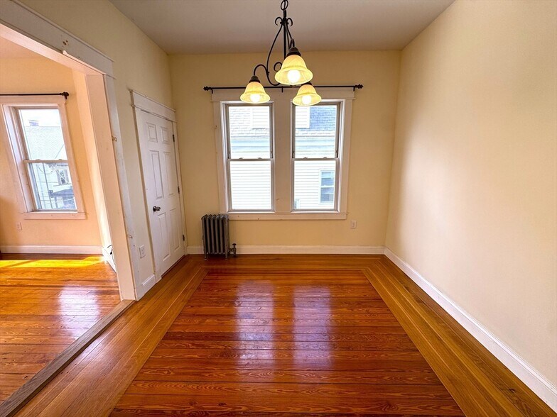 Building Photo - 24 Weld Hill St