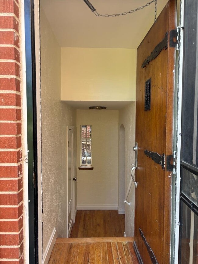 Building Photo - 1451 Elm St
