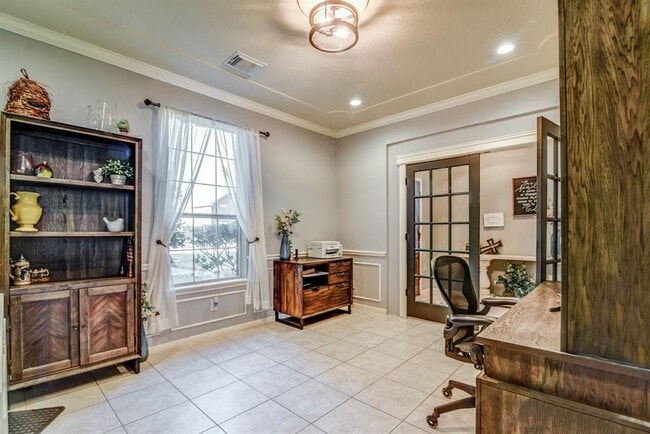 Building Photo - 2409 Daytona Ct