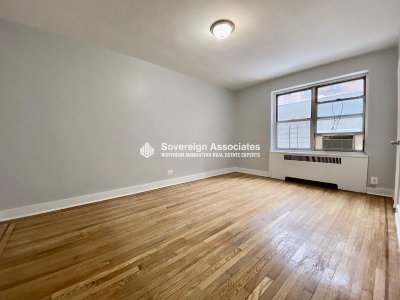 Building Photo - 100 Bennett Ave