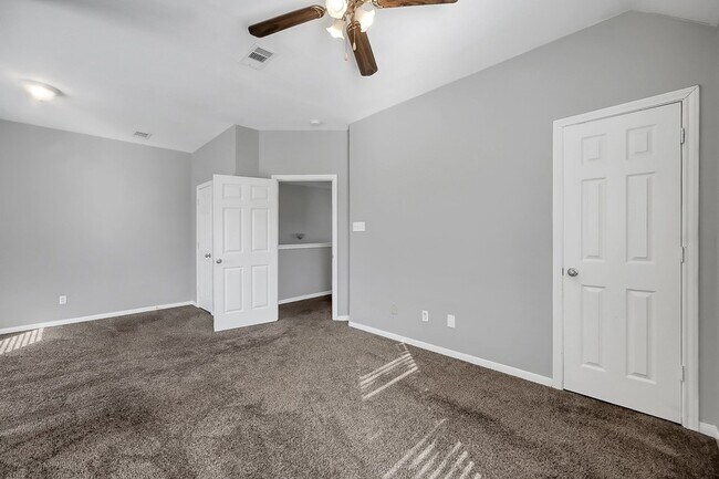 Building Photo - 167 Binnacle Ct