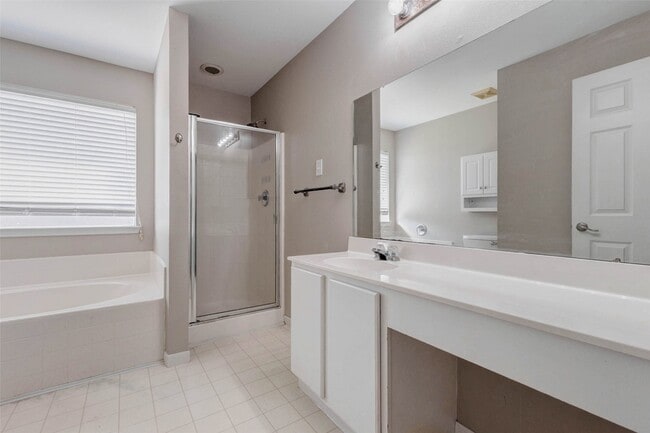 Building Photo - 3114 Maryfield Ln