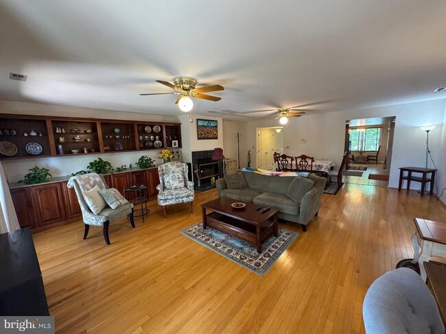 Building Photo - 14386 Bay Water Ct