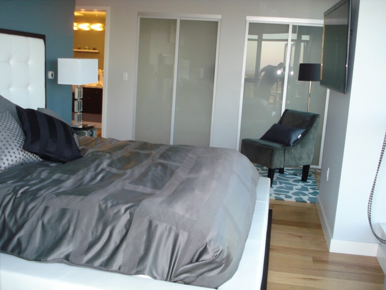 Building Photo - 1441 9th Ave