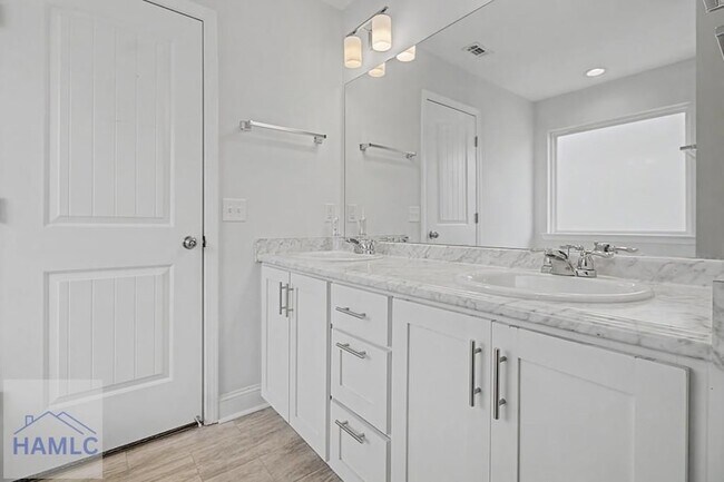 Building Photo - 65 Gambrell Rd