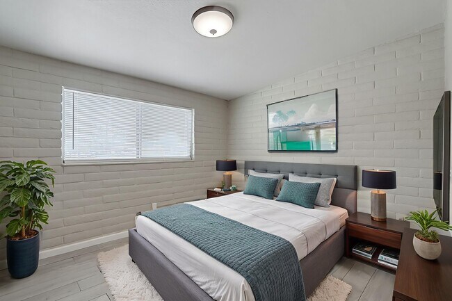Building Photo - 3013 Beachcomber Dr