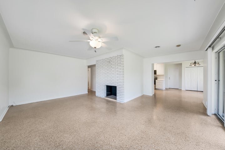 Building Photo - 2022 Collier Ave