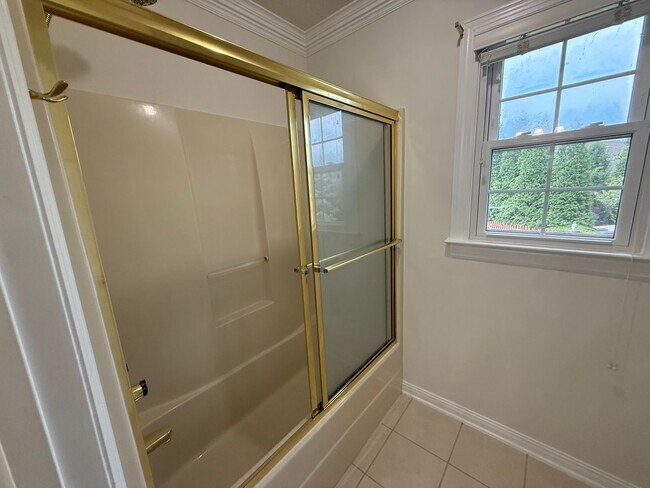 Building Photo - Spacious 5-Bedroom Home on a Corner Lot in...