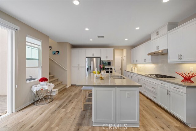 Building Photo - 134 Modjeska