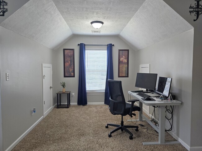 Building Photo - 840 Williford Run Dr