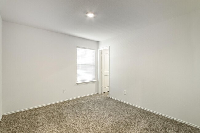 Building Photo - 21311 Violet Dusk Dr