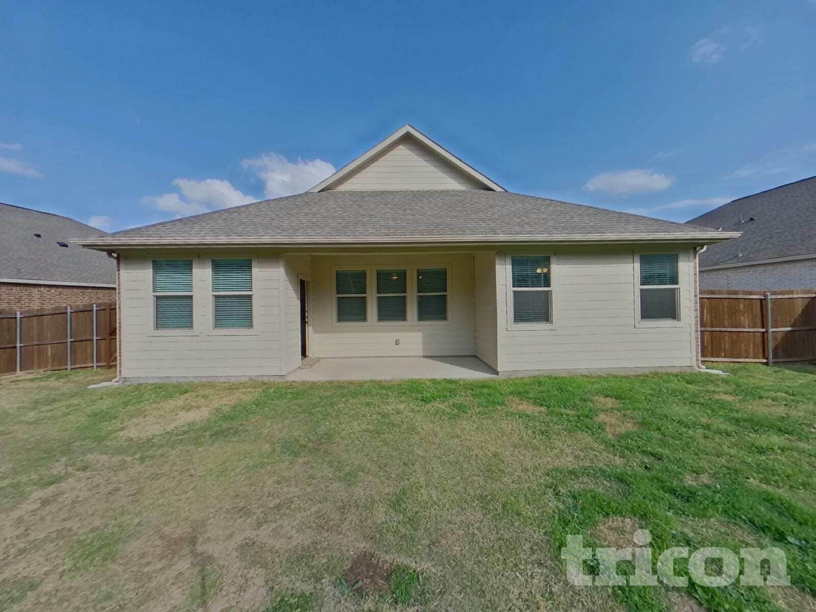 Building Photo - 219 Jenkinson Dr