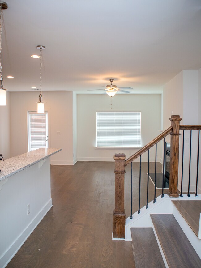 Building Photo - 6444 Scudders Dr